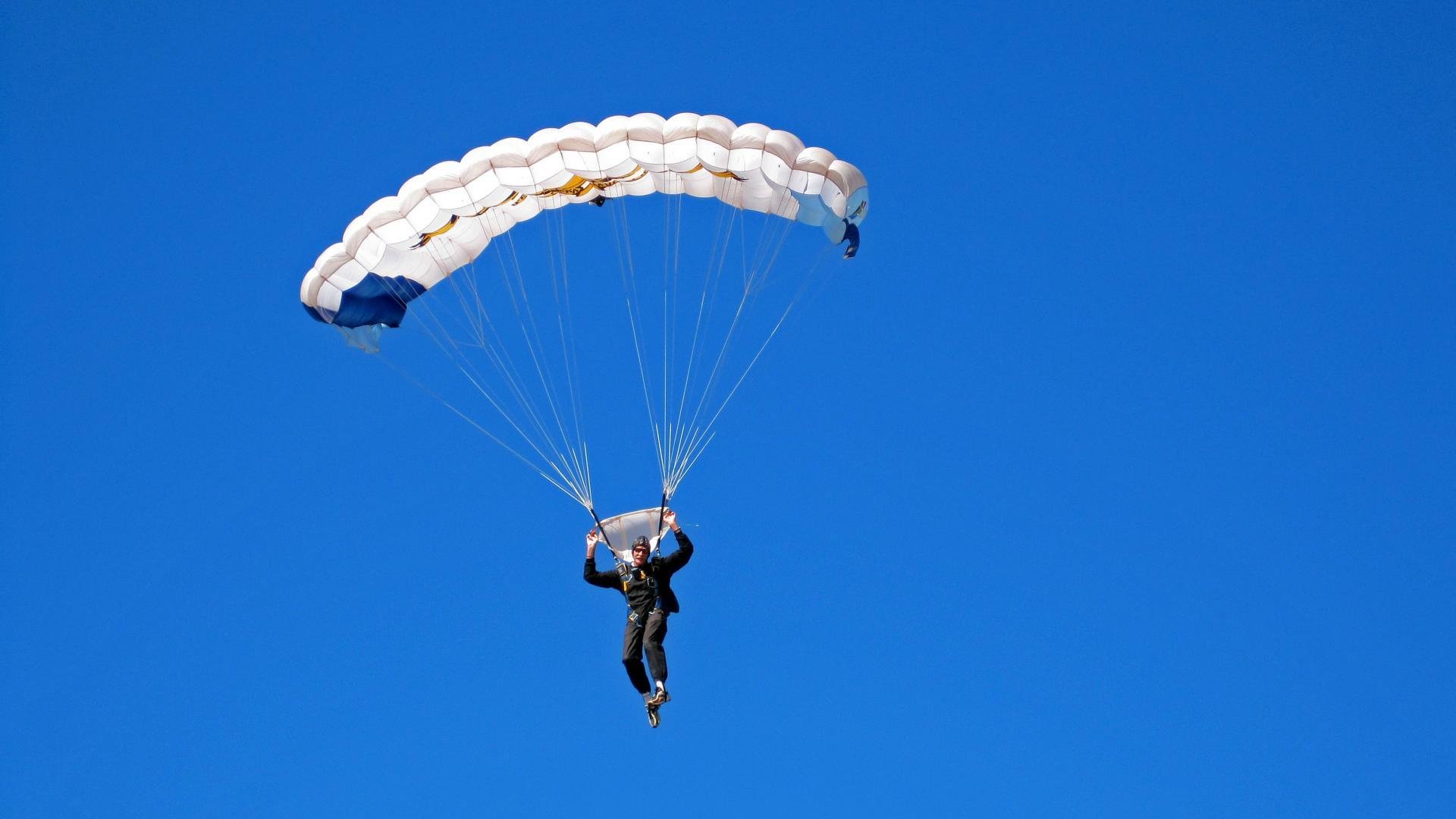 开云体育2026-利拉德降临杭州，当NBA巨星在CBA赛场掀起风暴